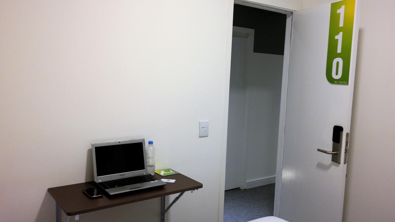 Mr. Business Hotel *